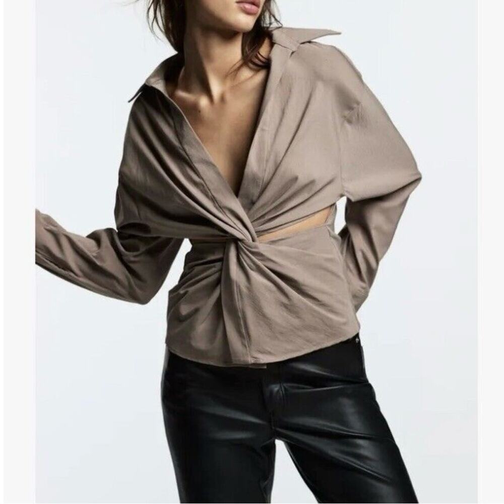 Zara Nude /Tan Waist Cutout Ling Sleeve Collared Collared Shirt Size XS